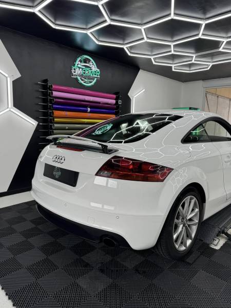 Covering intégral d'une Audi TT pour changement couleur blanc à gris près de Dijon la Côte-d'Or